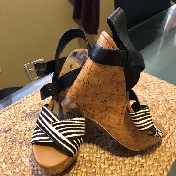 Sam Edelman Wedge - Picture 2 of 6